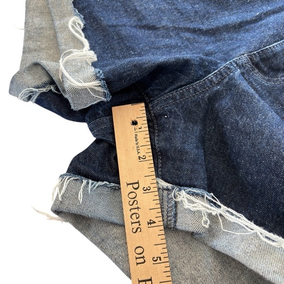 Universal Thread Denim Jean Shorts Vintage Midi Womens Size 8 Stretch Denim - Picture 6 of 12